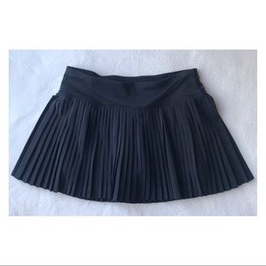 Lululemon Pleat to Street Skirt